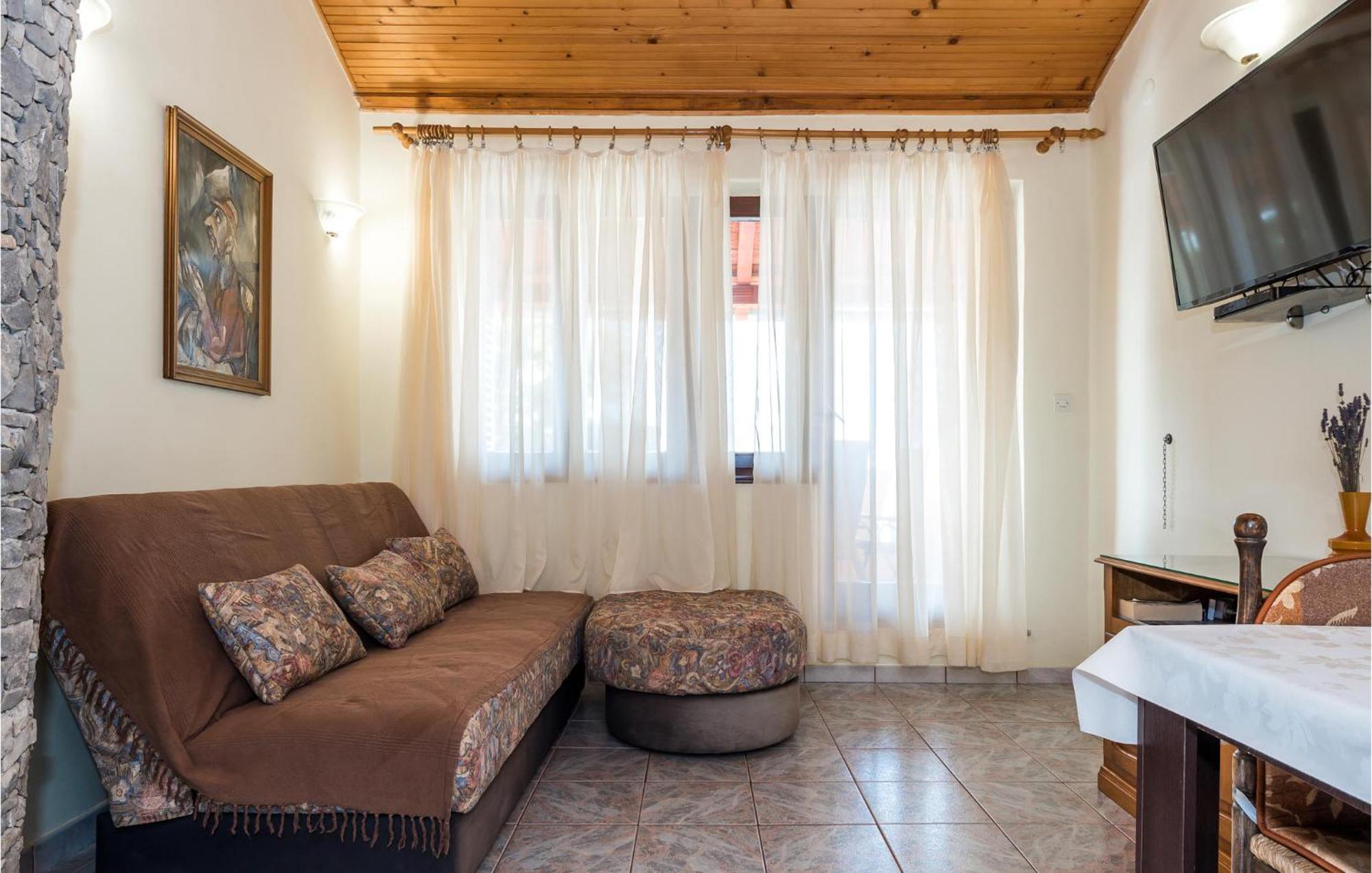 Awesome Apartment In Jadrija With Wifi Exterior foto