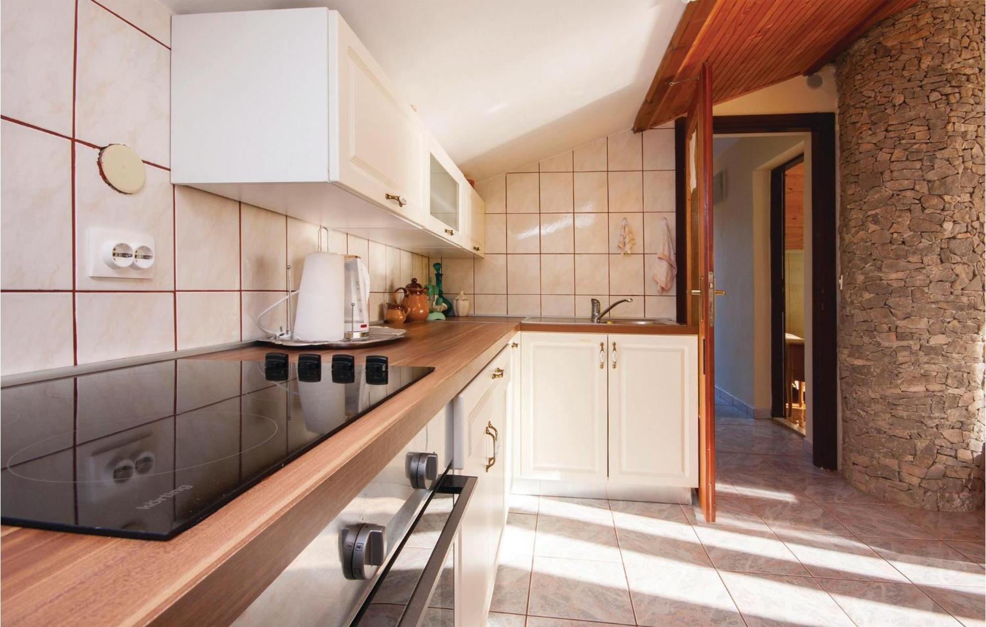 Awesome Apartment In Jadrija With Wifi Exterior foto