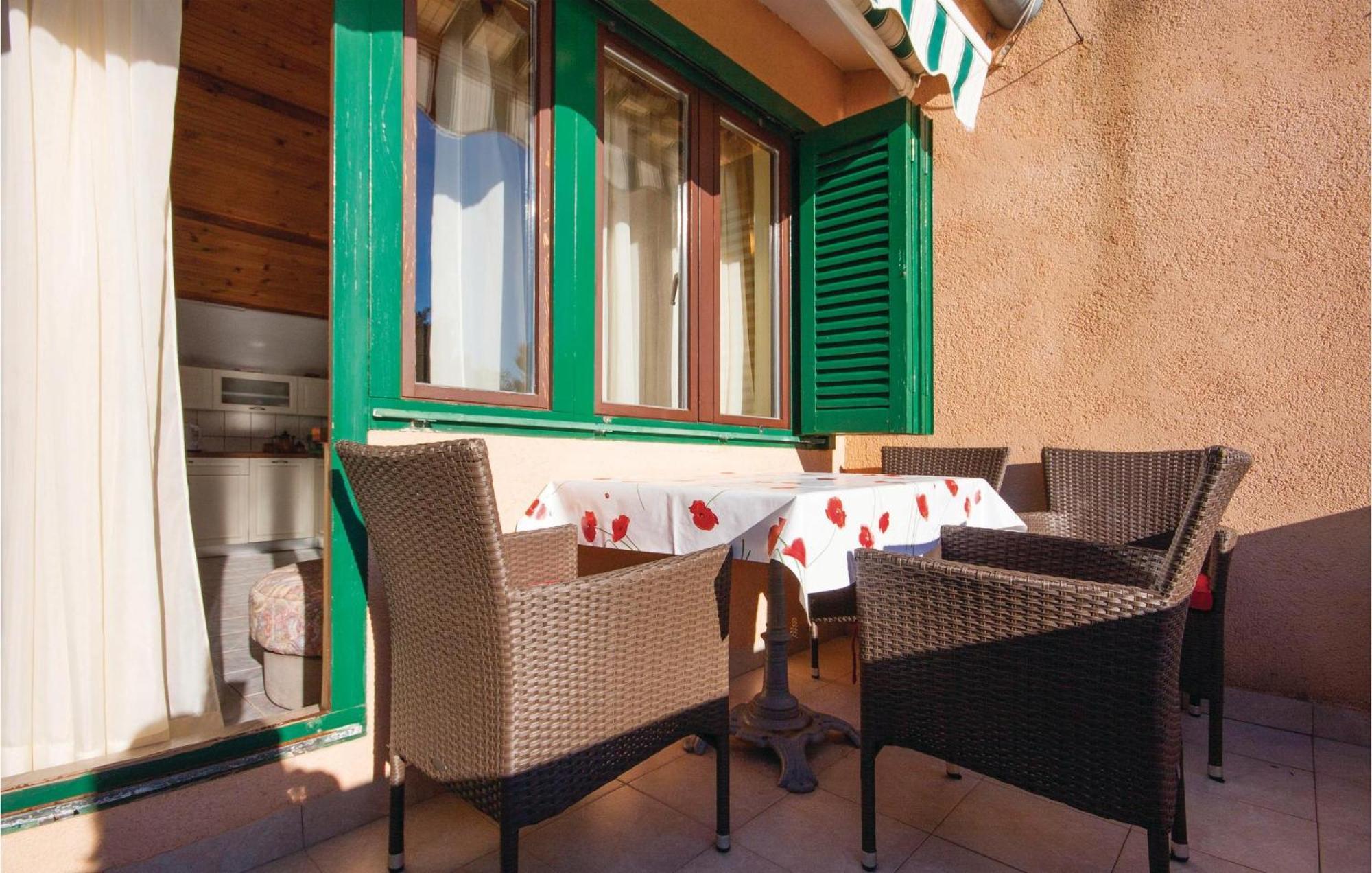 Awesome Apartment In Jadrija With Wifi Exterior foto