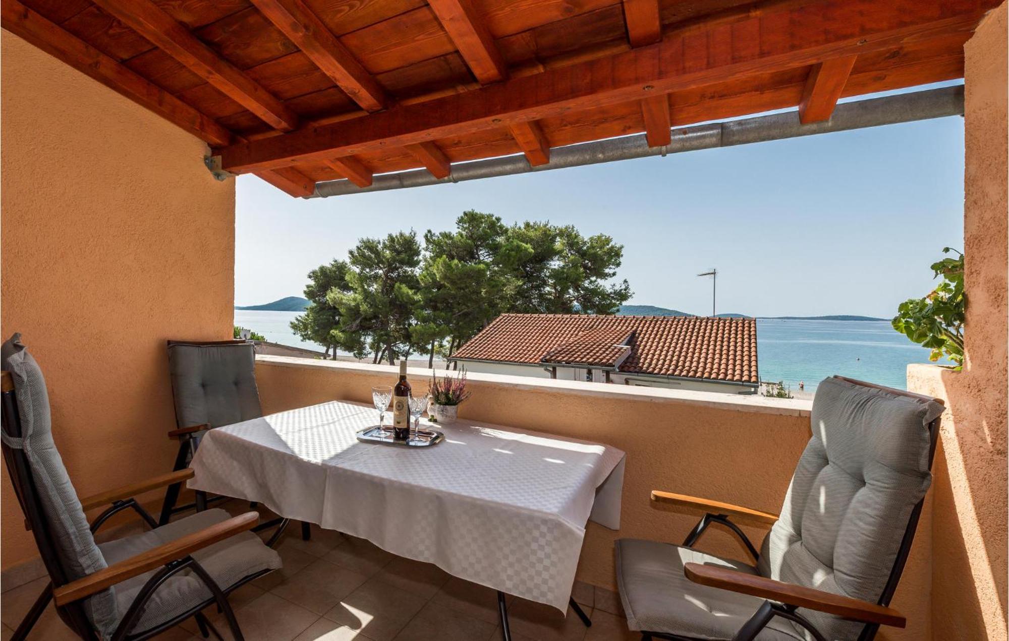 Awesome Apartment In Jadrija With Wifi Exterior foto