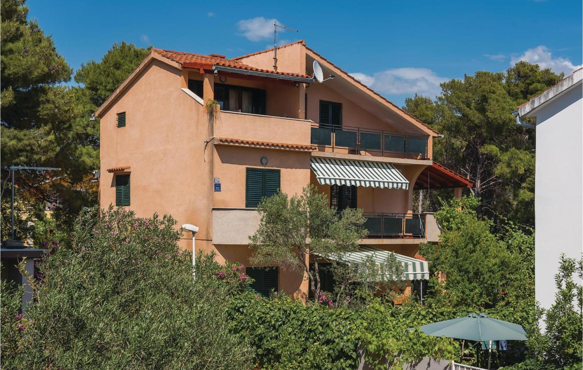 Awesome Apartment In Jadrija With Wifi Exterior foto
