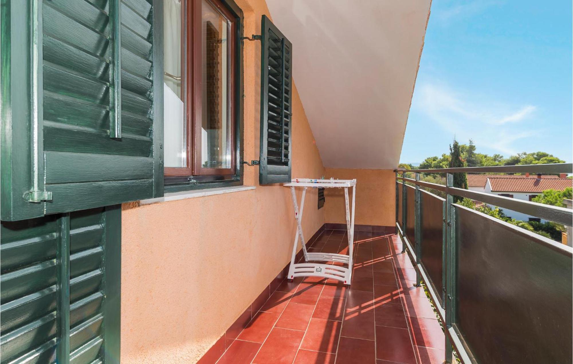 Awesome Apartment In Jadrija With Wifi Exterior foto