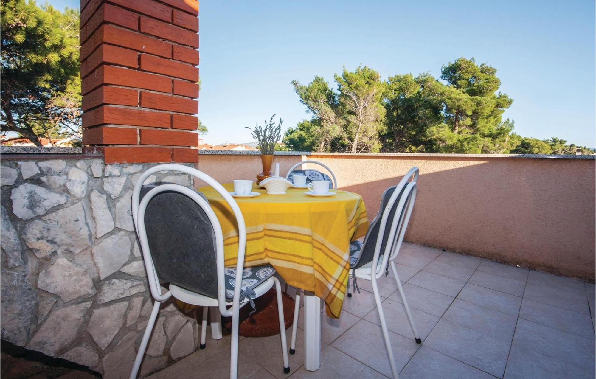 Awesome Apartment In Jadrija With Wifi Exterior foto