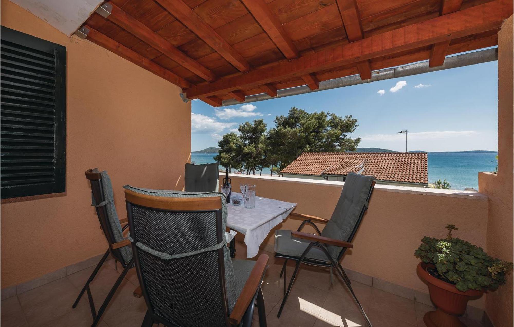 Awesome Apartment In Jadrija With Wifi Exterior foto
